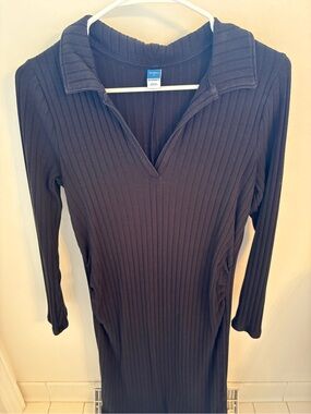 Old Navy Brown Ribbed V-Neck Maternity Dress